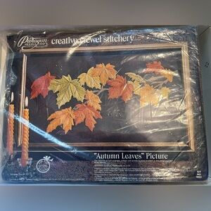 Vintage Paragon Creative Crewel Stichery Kit # 0221 "Autumn Leaves" Needlecraft